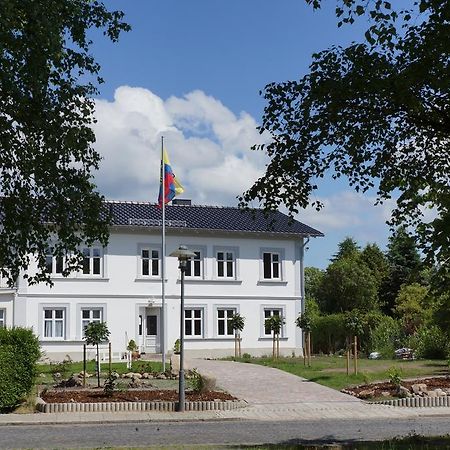 Haus Buddenbrock Auf Ruegen Вик Экстерьер фото